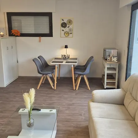 Ferienoase Mit Garten - Ihr Tor Zum Sauerland Apartment *